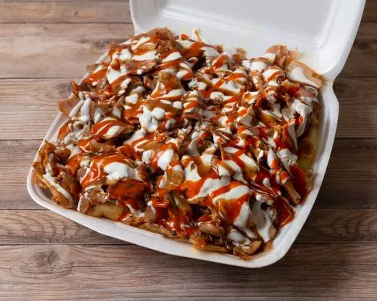 Snack pack loaded with kebab meat, garlic and chilli sauce